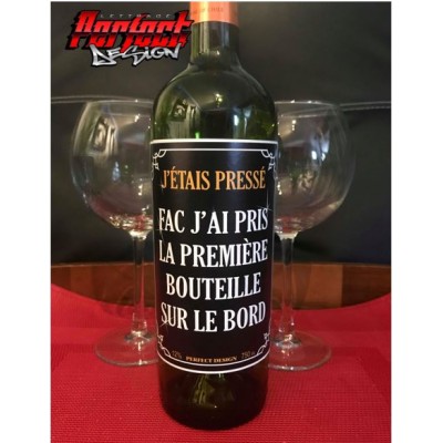 Étiquette pour bouteille de vin - Première sur le bord